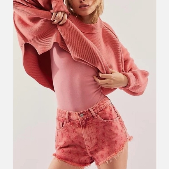 We The Free, Free People, Mixed Emotions Hi Lo Shorts, Dragonfruit Sorbet, W 29, - Picture 1 of 4